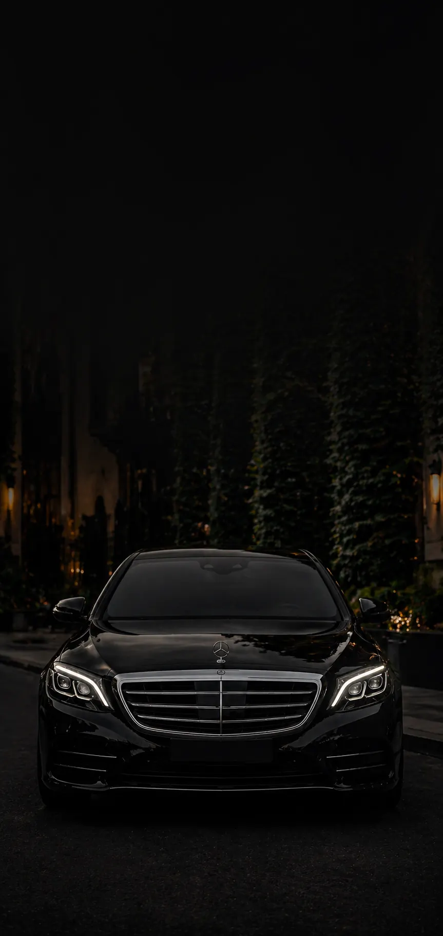 Автомобіль Grand Transfer для міжнародного VIP трансферу